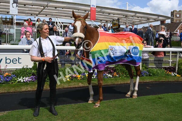 yr10062022r3-59 - Race 3 3.00pm British EBF supporting Racing with Pride Fillies' Handicap