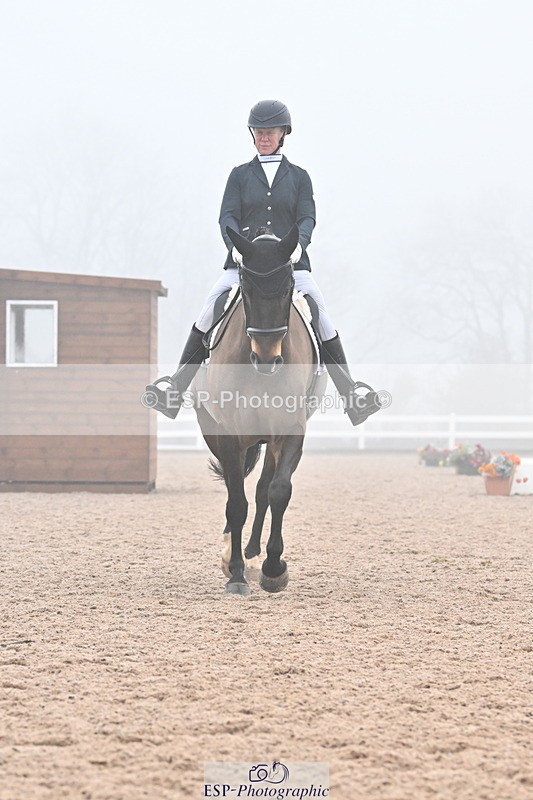 240217A-124534-02291 - 119-Shona.Mclauchlan-Diamond.Darco