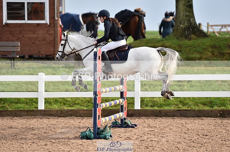 231203A-114434-00956 - Cls 4 Newcomers & 1m Open