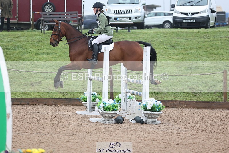 250418-151438-06048 - 308-Hannah.Hobhouse-CHEVALIAN.DUCATI