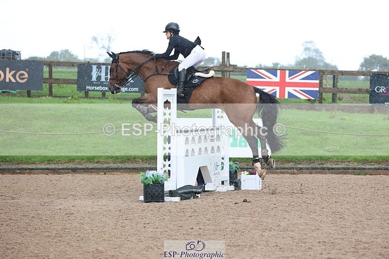 250911-123736-01507 - Cls 3 Snr Foxhunter