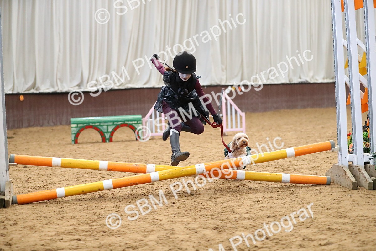 SBM_001961 - Class 3 - Horse & Hound