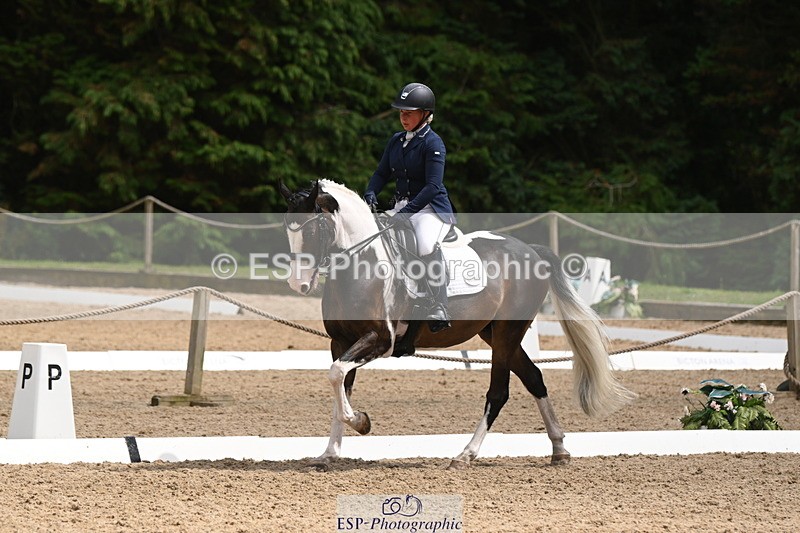 250720A-144723-11936 - 164-Dominique.Kinnaird-Perry-Pallas.Vanquish