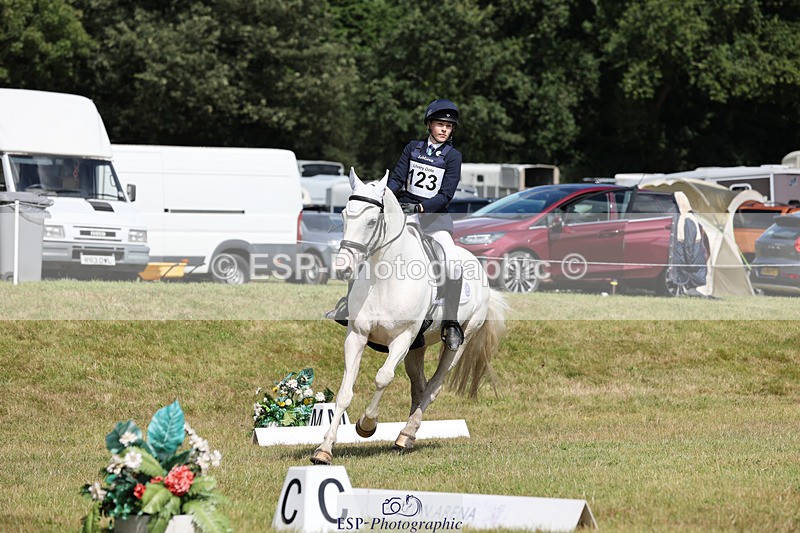 240824X-143145-28759 - D80 Ride off  14.15 to 15.30