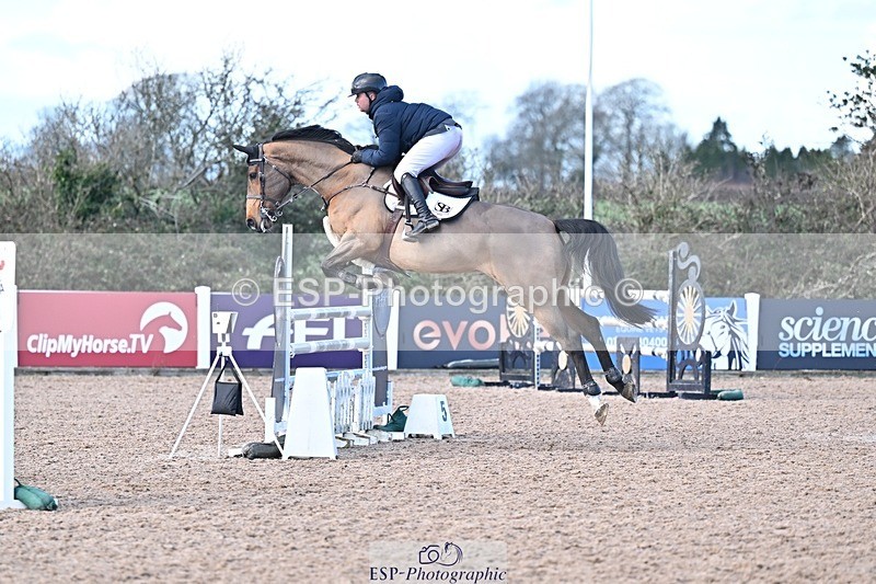 251203-130359-00616 - Cls 4 Newcomers and 1.10m Open