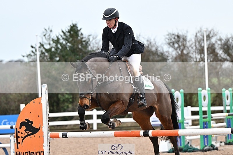 250129-122439-00353 - Cls 04 Snr Newc & 11.0m Open