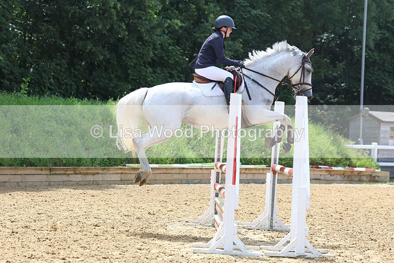 3E7A5838 - Class 5: Senior 95cm