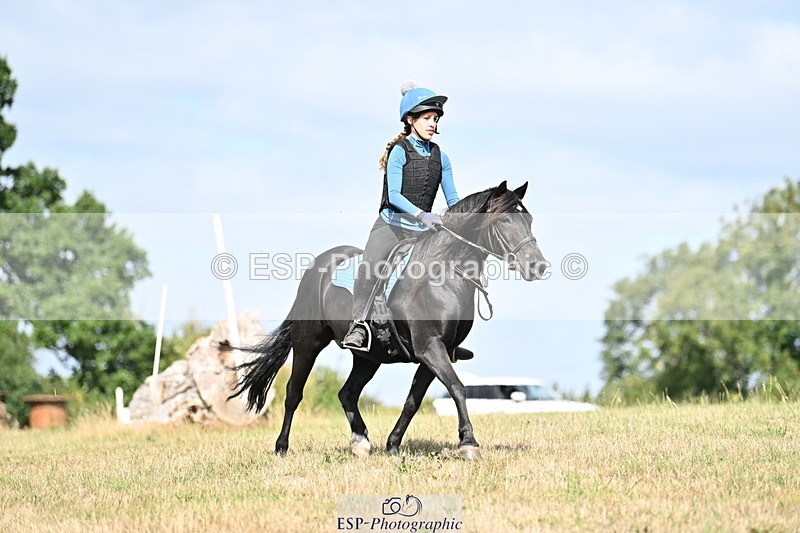 250821B-105029-00177 - Group B - Danielle