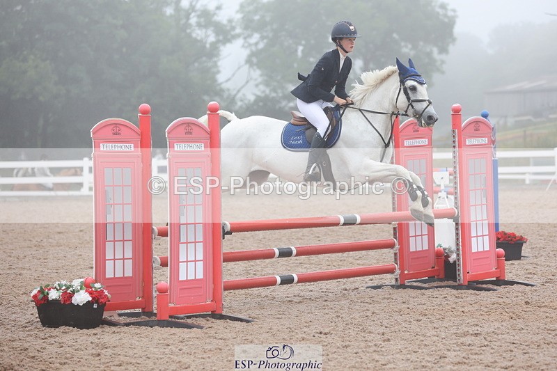 240630A-084901-11311 - Cls 30 British Novice and 80cm Open