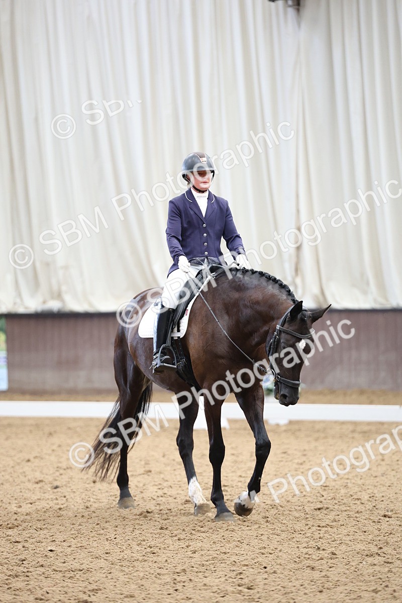 SBM_003489 - Class 5 - Novice 6 Gold - 13.05-14.00