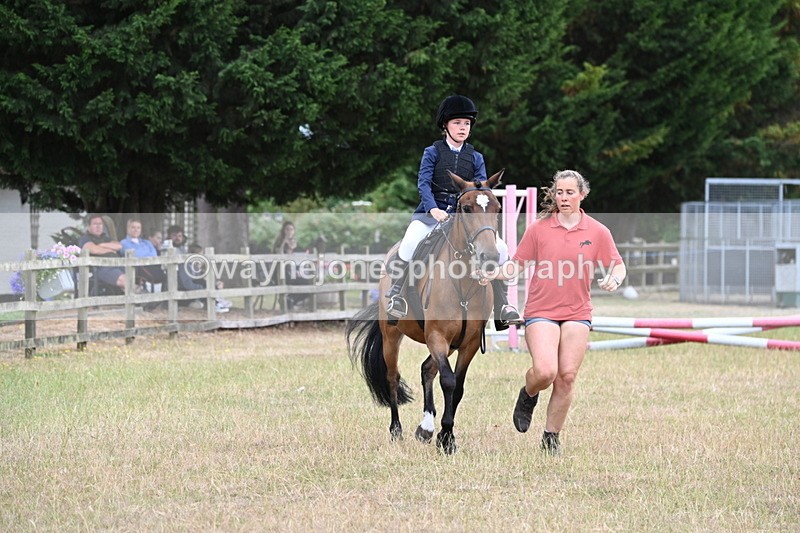 WJ6_9441 - Class 12 Minimus Jumping 45cm