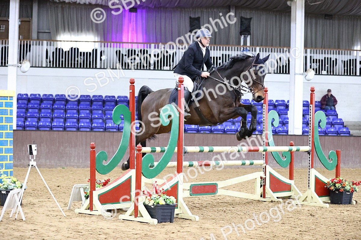 SBM_001610 - Class 4 - Senior Newcomers - 1.10m Open