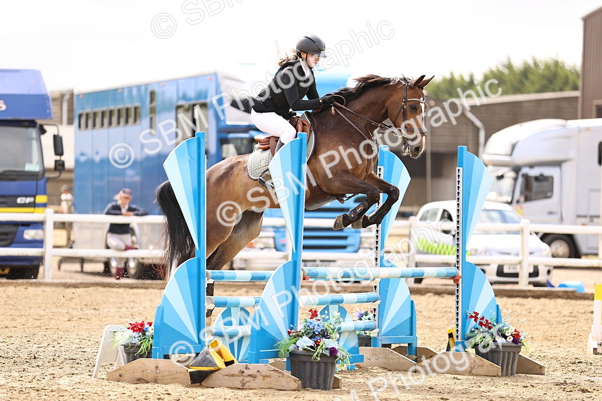 SBM_012763 - Class 13 - Senior British Novice - 90cm Open