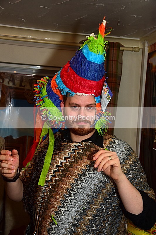 LEE-373 - Lee's 30th