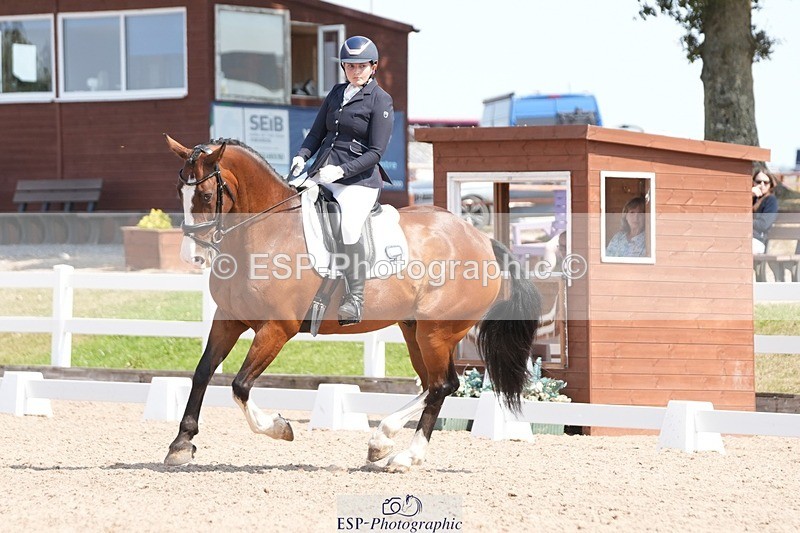 250817-130230-09222 - 162-Isabella.BalianBeechwood.Joey