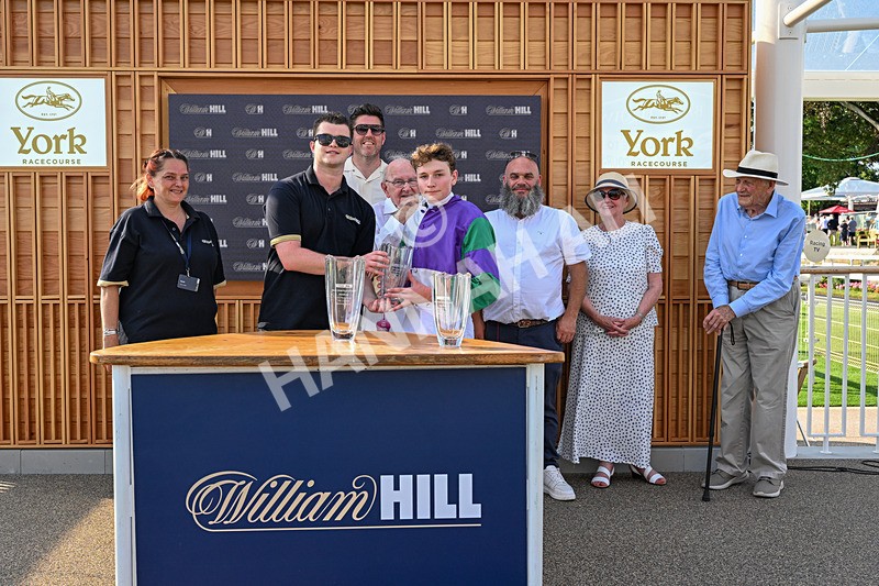 100726-Race 7-Green Sky-5428 - Race 7 17.40pm William Hill Best Odds Guaranteed Apprentice Handicap