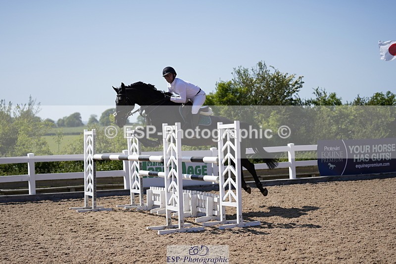 230527A-153934-05199 - Cls 24 1.10m Amateur Quali