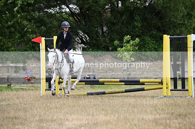 WJ6_0270 - Class 13 Novice Jumping 60cm