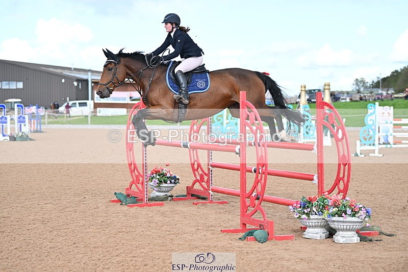 231014A-125010-04691 - Cls 19 1.15m Members Cup