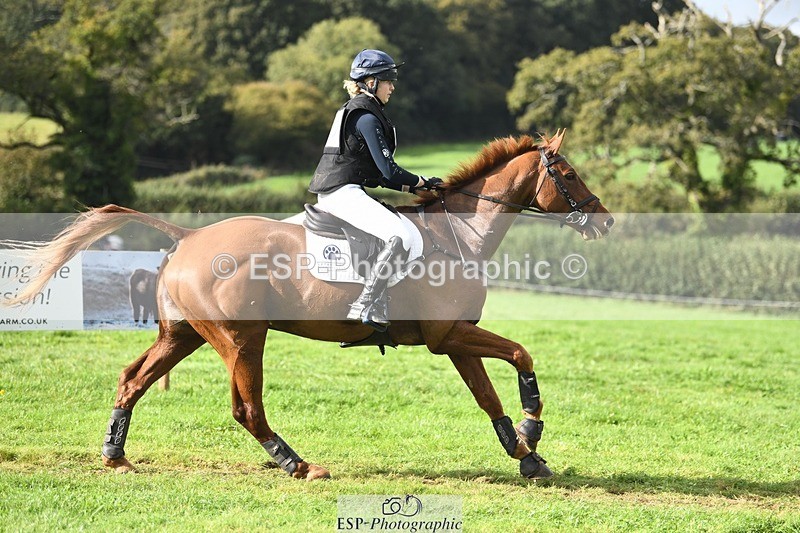 231020-140120-09638 - 113-RIVERSTOWN.ROYAL-Georgie.Frow-XC