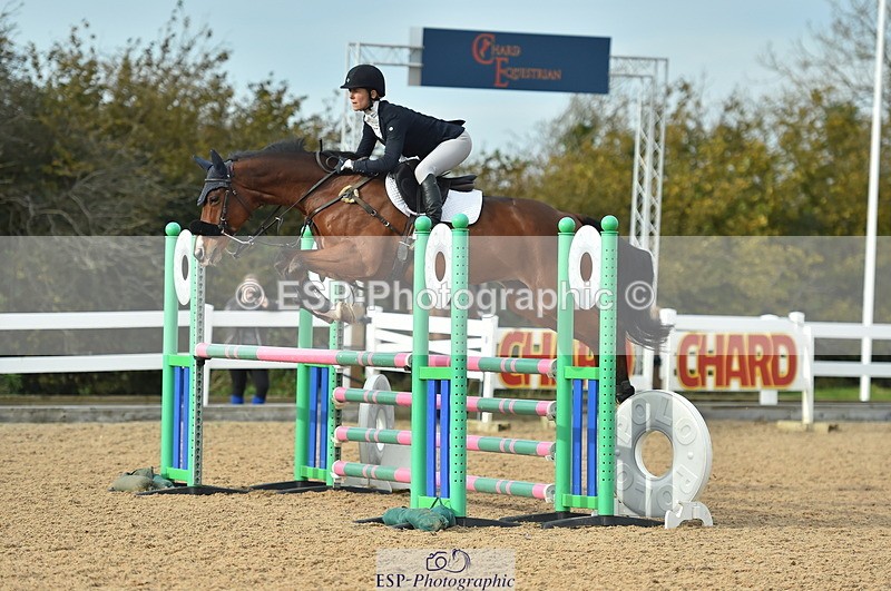 231111A-124604-01953 - Cls 12 Newcomers & 1.10m Open