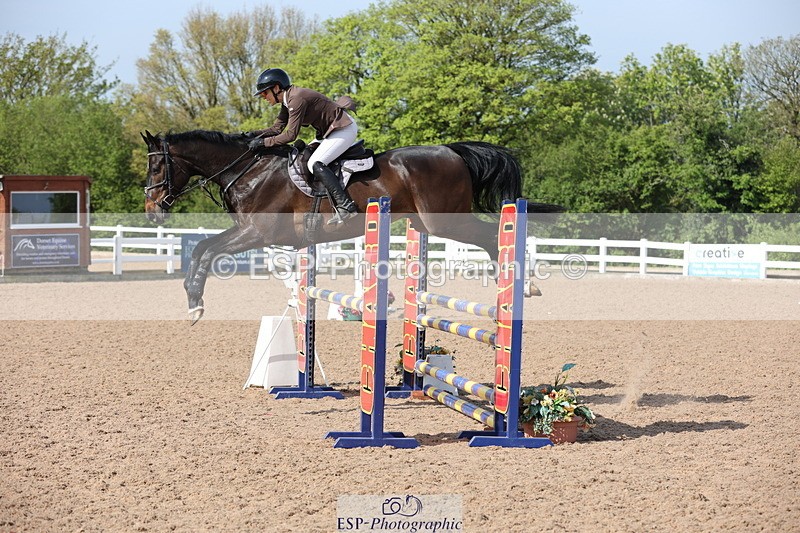 240510A-092629-05275 - Cls 14 Discovery and 1m Open