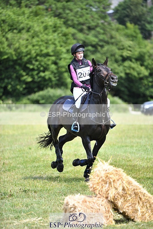 230625-111731-02026 - XC 90cm 11.00 to 12.00