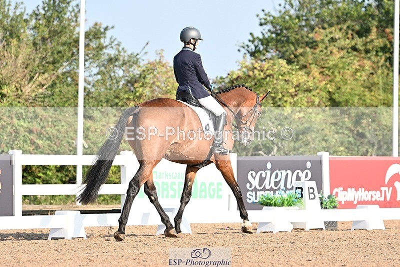 250816-084539-02481 - 107-Jo.RetallackDelgardo.Z