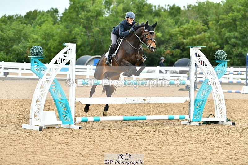 230730A-145025-10473 - Cls 35 1.05m Amateur Quali