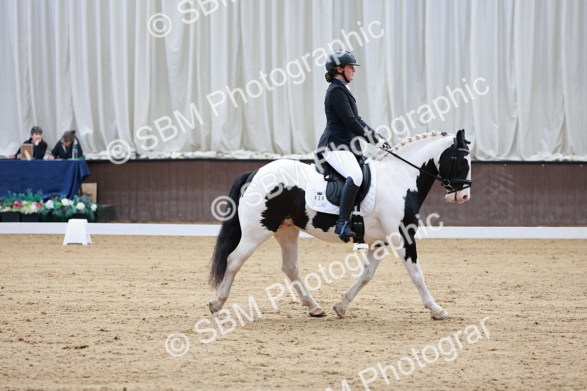 SBM_007219 - Class 6b - Novice 6 - 8.56-9.24