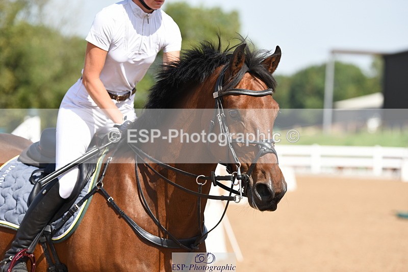 230906A-121226-00240 - Snr 1.05m Open