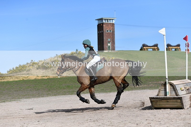 WJ5_8820 - Time 14:48 to 15:04