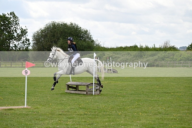 WJ6_3569 - Class 5 80cm Pairs