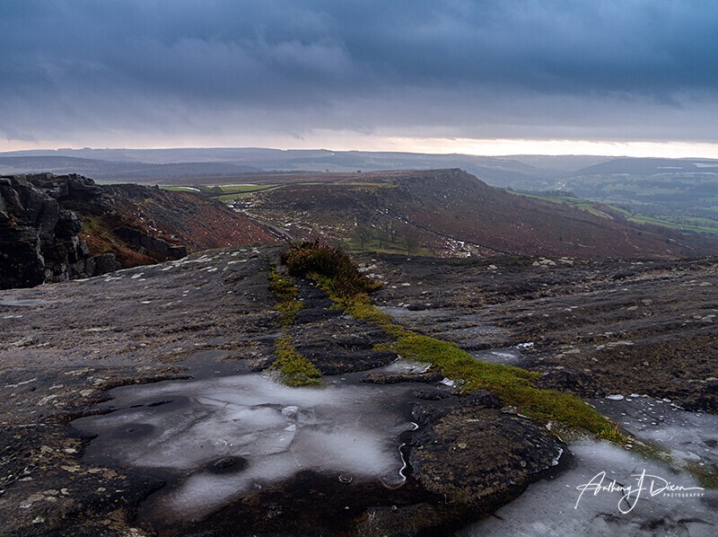 Curbar Edge - Peak District