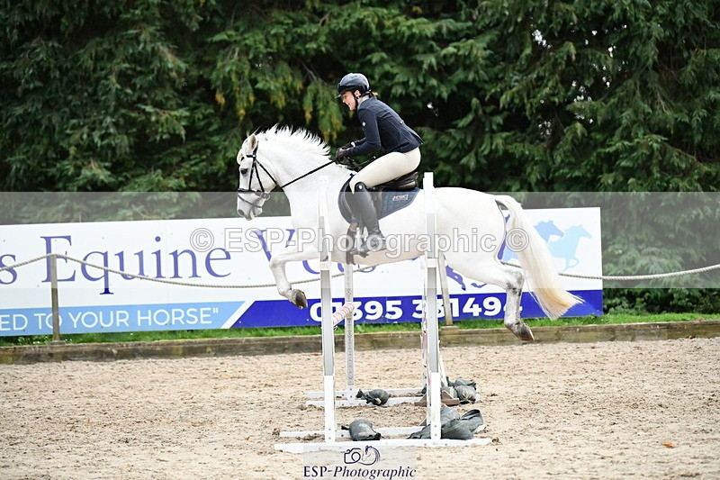 251004A-172858-02453 - Classes 12 & 13 90cm