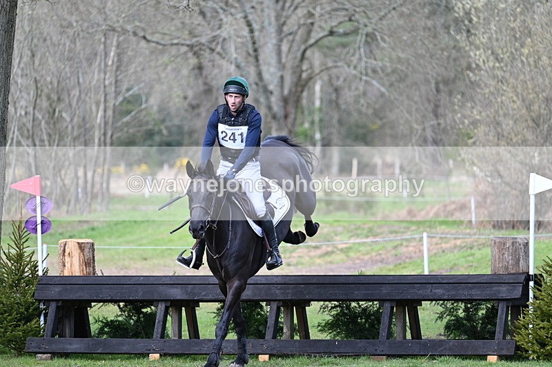 WJ7_2282 - Time 14:03 to 14:36