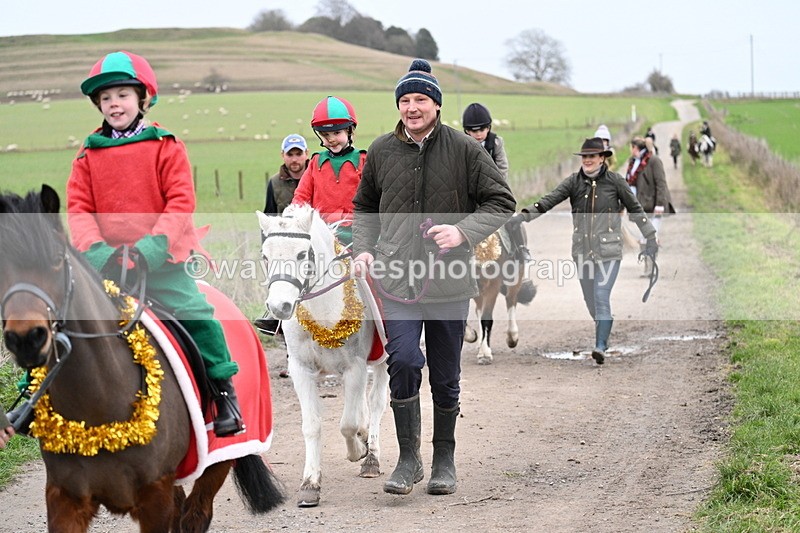 WJ7_1391 - Walk Home