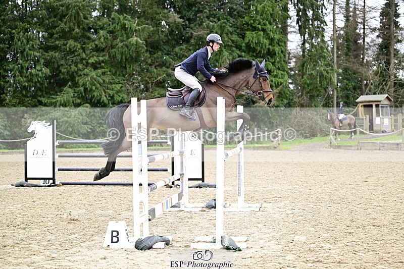 260214A-161213-01369 - 6 Foxhunter and 1m 20 Open
