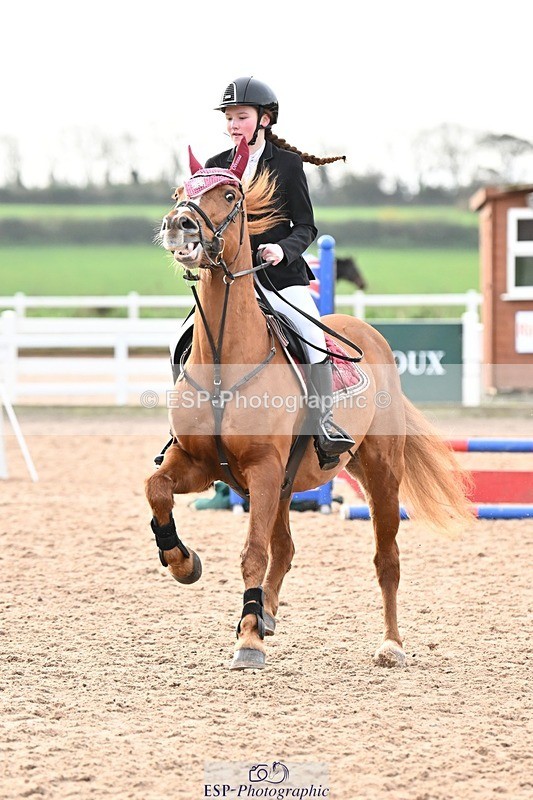 241117X-101007-03589 - Cls 09s Pony intro 90cm