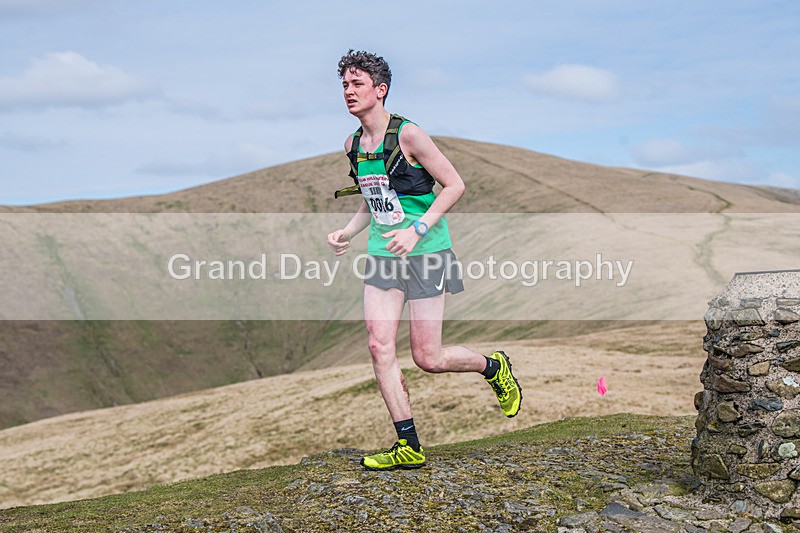 Arant haw-194 - Kendal Winter League Arant Haw Fell Races Sunday 2nd April 2023