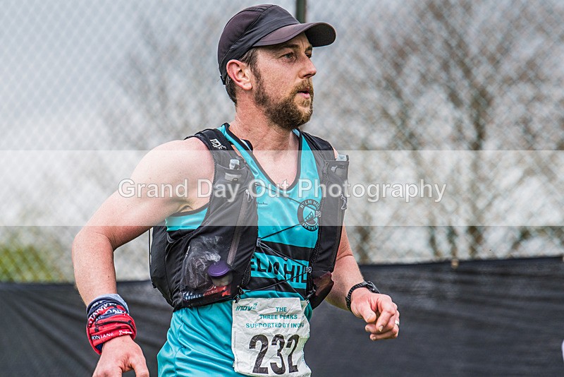 3 Peaks-2215 - The 3 Peaks Race - The Finish - Saturday 29th April 2023