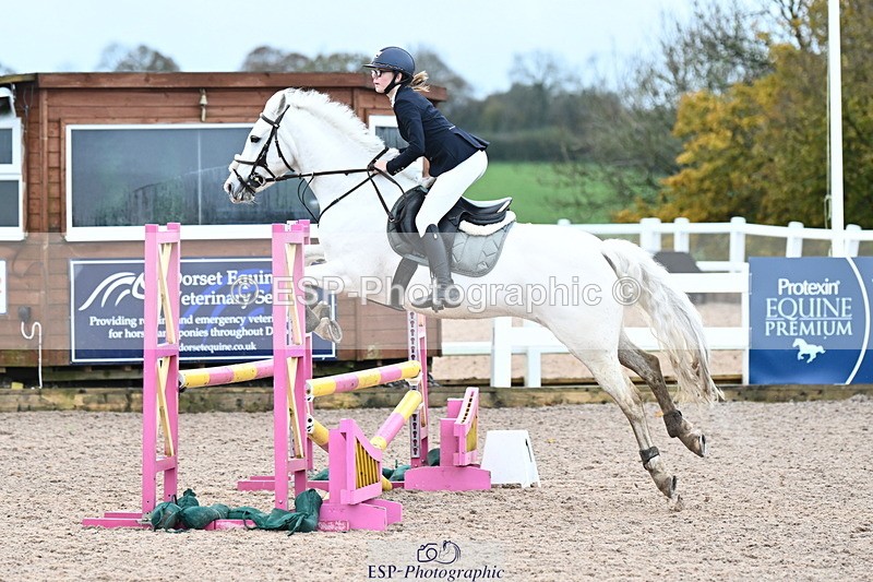 231118A-105407-01560 - Cls 5 Discovery & 90cm Open