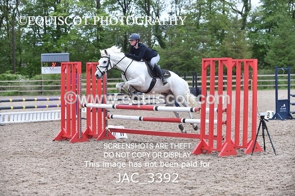 JAC_3392 - CLASS 4 Senior BritiNovice/ 90cm Open