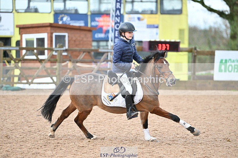 231203A-113301-00863 - Cls 16+17 Club and Schools 80cm