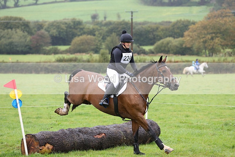 1X9A1737 - Class 2: 70cm: Log