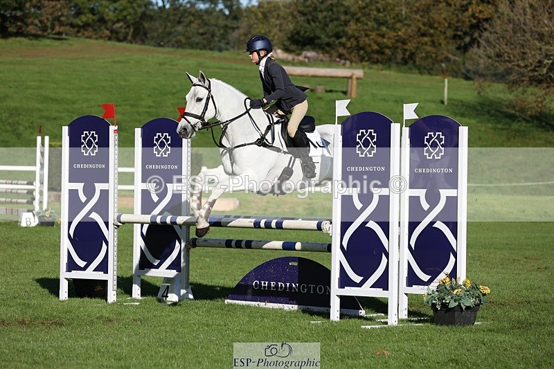 231022-110448-24940 - 653-GREYΓÇÖS.VILLAGE.MELODY-Annabel.Ridgway-TrotUp+SJ