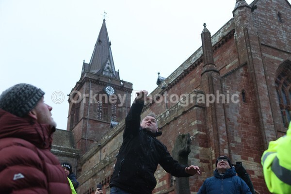 AA076466 - New Years Boys Ba'