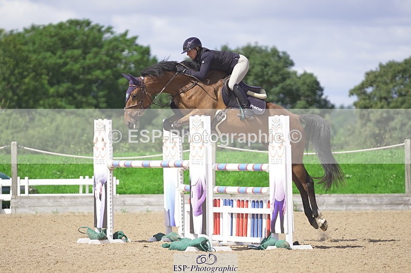 230806A-114116-01639 - Cls 13 Snr Newcomers & 1.10m Open