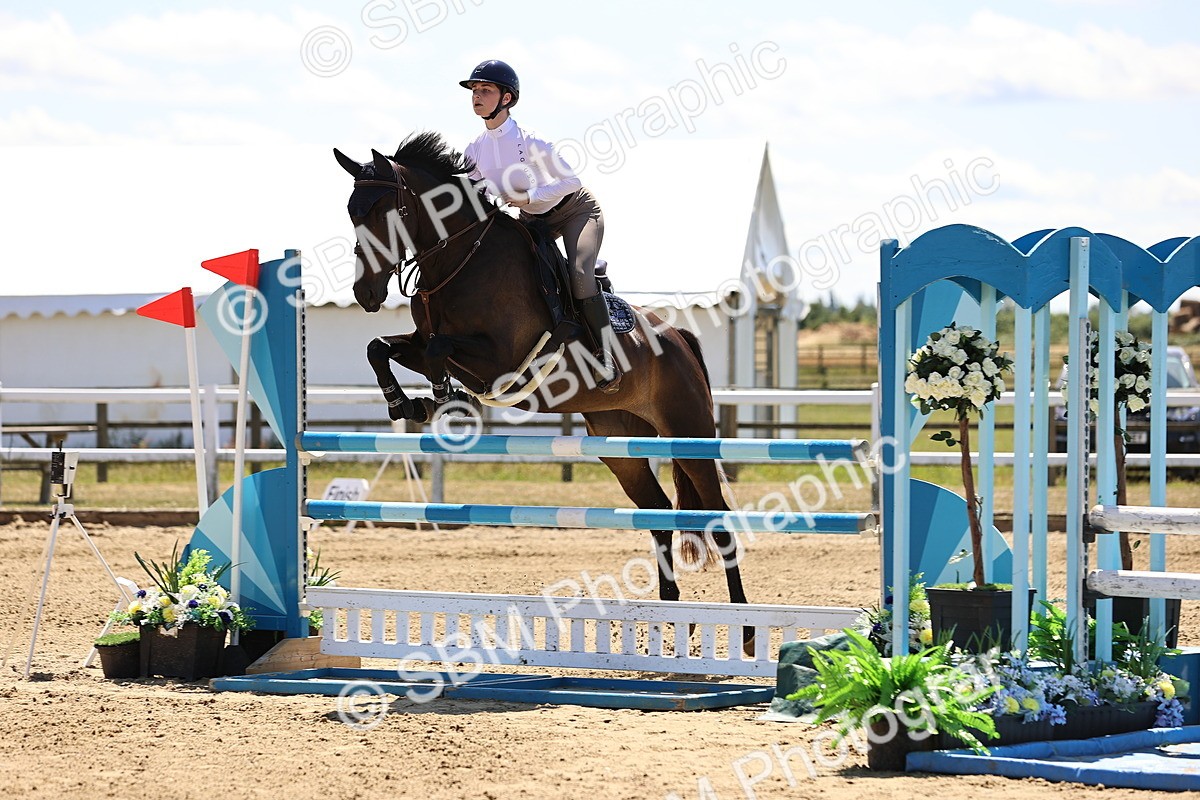 SBM_014488 - Class 15 - Senior Newcomers - 1.10m Open