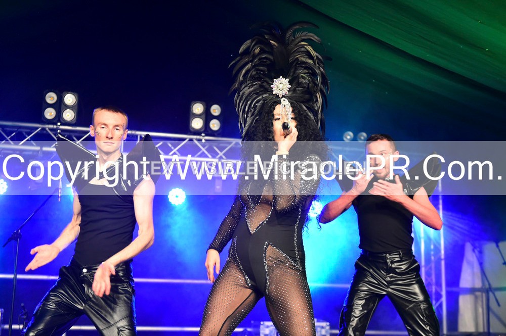 SH4_6976 - The Cher Experience